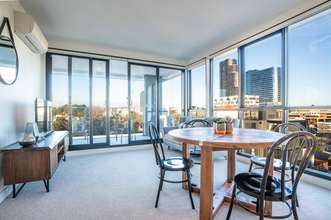 Poplar Apartments - Australian Directory 0