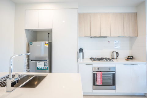 Poplar Apartments - Australian Directory 7