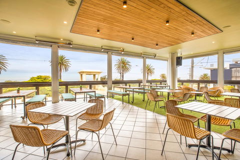 Nightcap At Sandringham Hotel - Australian Directory 6