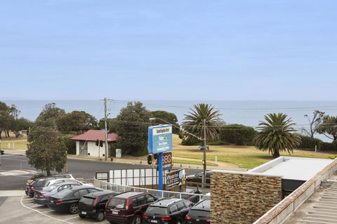 Nightcap At Sandringham Hotel - Australian Directory 29