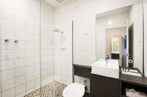 Nightcap At Sandringham Hotel - Australian Directory 19