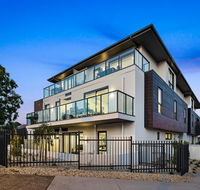 Manhattan Apartments - Notting Hill - Australian Directory
