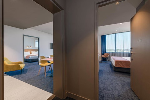 Mantra Melbourne Epping - Australian Directory 14