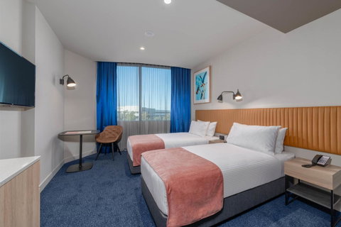 Mantra Melbourne Epping - Australian Directory 25