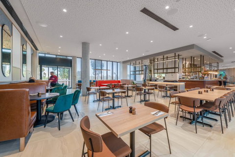 Mantra Melbourne Epping - Australian Directory 4