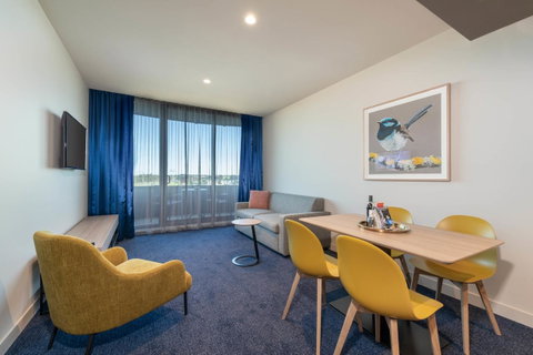 Mantra Melbourne Epping - Australian Directory 19