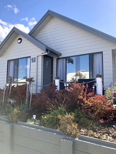 Apollo Bay Waterfront Motor Inn - Australian Directory 23
