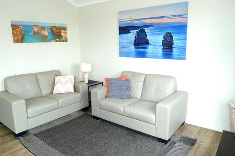 Apollo Bay Waterfront Motor Inn - Australian Directory 3
