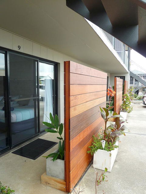 Apollo Bay Waterfront Motor Inn - Australian Directory 11