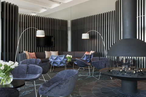 Crown Metropol Melbourne - Australian Directory 9