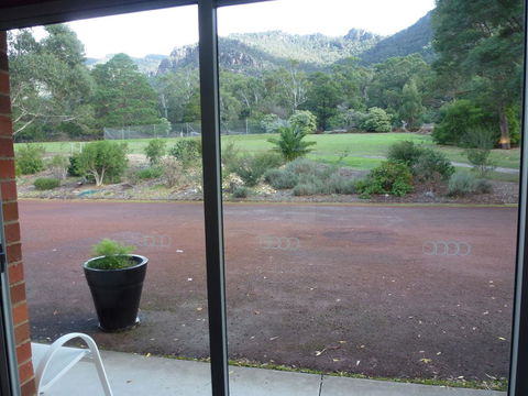 The Grampians Motel - Australian Directory 34
