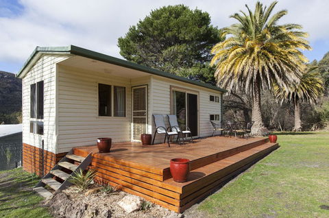 The Grampians Motel - Australian Directory 12