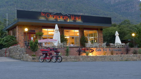 The Grampians Motel - Australian Directory 7