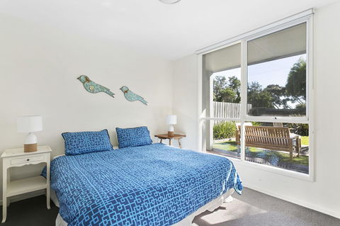 Front Beach House - Australian Directory 19