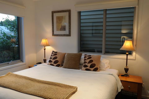 The Victoria Apartments - Australian Directory 5