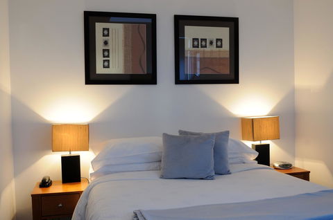 The Victoria Apartments - Australian Directory 9