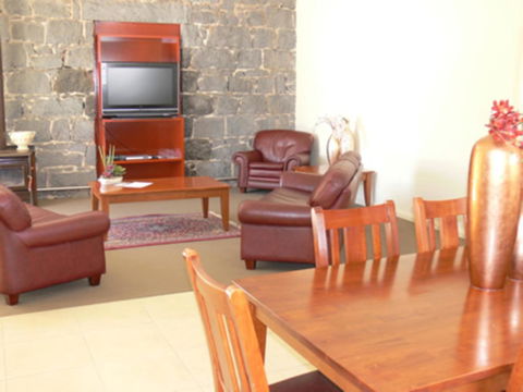 The Victoria Apartments - Australian Directory 30