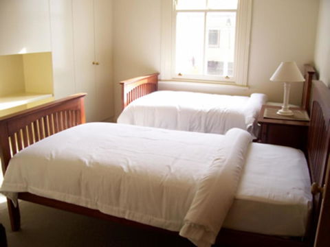 The Victoria Apartments - Australian Directory 22