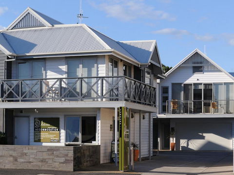 The Victoria Apartments - Australian Directory 0