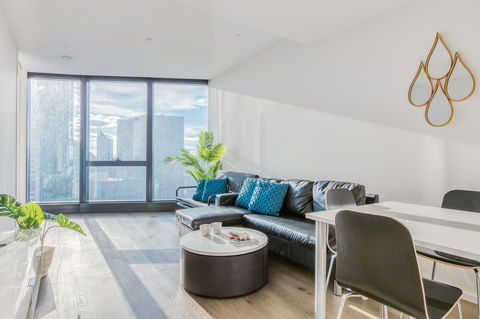 New Eureka 108 Hotel Apartments - Australian Directory 6