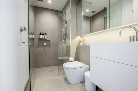New Eureka 108 Hotel Apartments - Australian Directory 0