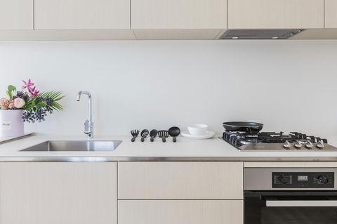 New Eureka 108 Hotel Apartments - Australian Directory 9