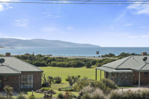 Apollo Bay Cottages - Australian Directory 1