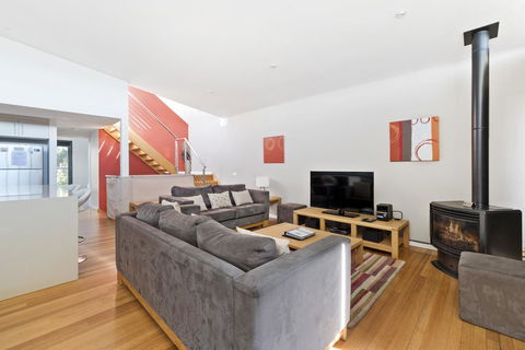 Apollo Bay Cottages - Australian Directory 12