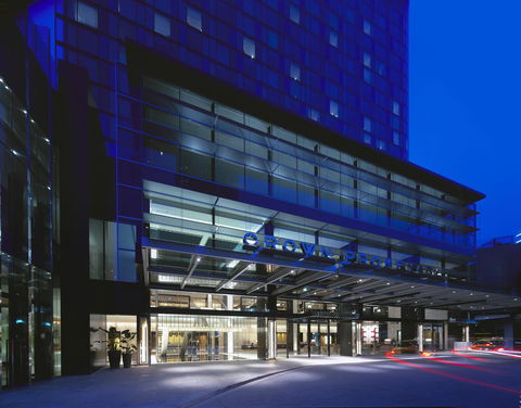 Crown Promenade Melbourne - Australian Directory 10