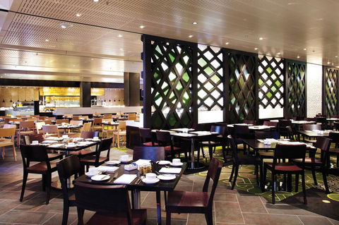 Crown Promenade Melbourne - Australian Directory 26