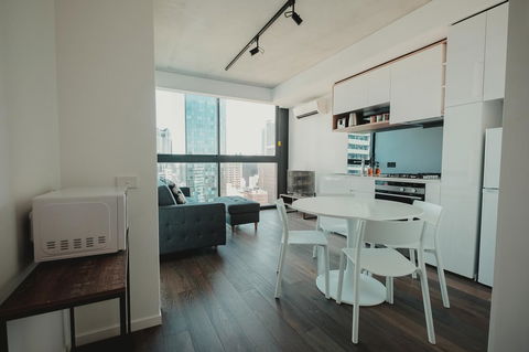 Mono Apartments On La Trobe Street - Australian Directory 1