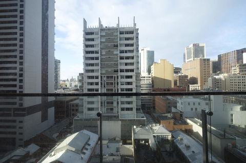 Mono Apartments On La Trobe Street - Australian Directory 17