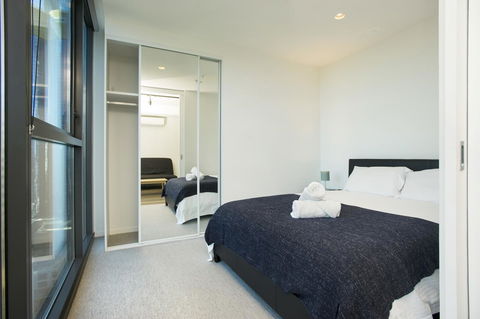 Mono Apartments On La Trobe Street - Australian Directory 14