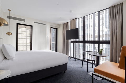 Brady Hotels Jones Lane - Australian Directory 9