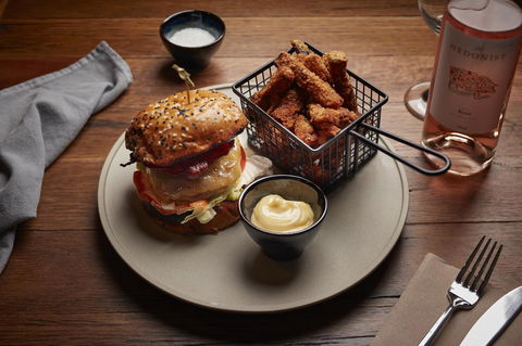 Brady Hotels Jones Lane - Australian Directory 22