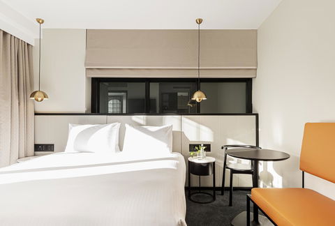 Brady Hotels Jones Lane - Australian Directory 5