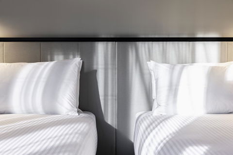Brady Hotels Jones Lane - Australian Directory 16