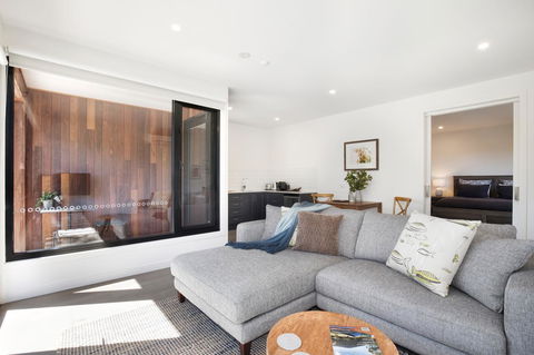 Brooklands Apartments - Australian Directory 2