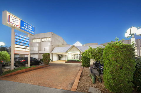 Ciloms Airport Lodge - Australian Directory 12