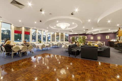 Ciloms Airport Lodge - Australian Directory 20