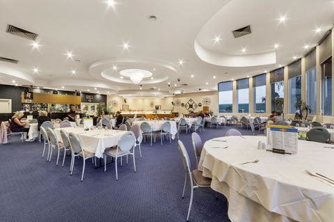 Ciloms Airport Lodge - Australian Directory 26