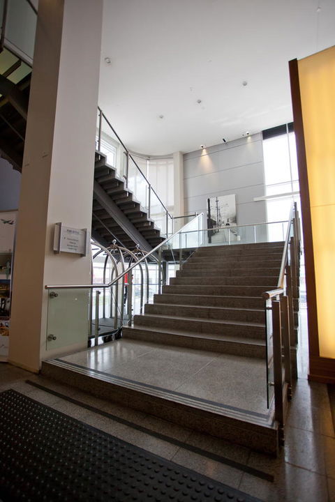 PARKROYAL Melbourne Airport - Australian Directory 25