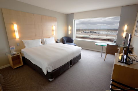 PARKROYAL Melbourne Airport - Australian Directory 33