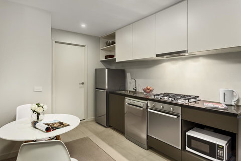 Winston Apartments - Australian Directory 32