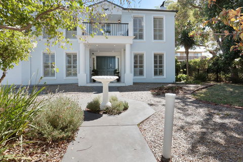 Sandymount - Australian Directory 1