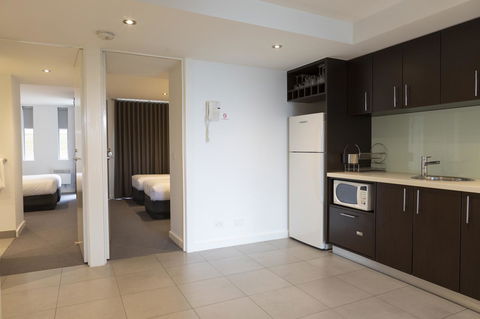 The Dolphin Apartments - Australian Directory 2