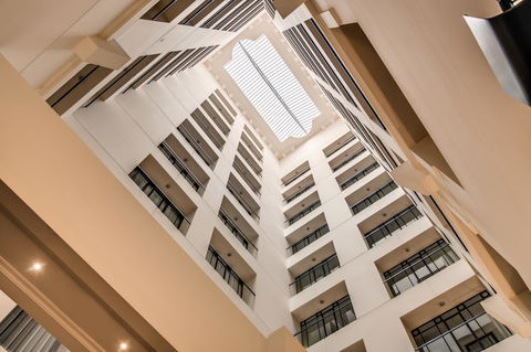The Savoy Hotel On Little Collins Melbourne - Australian Directory 3