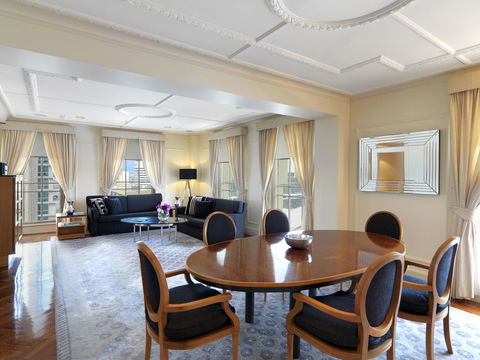 The Savoy Hotel On Little Collins Melbourne - Australian Directory 25