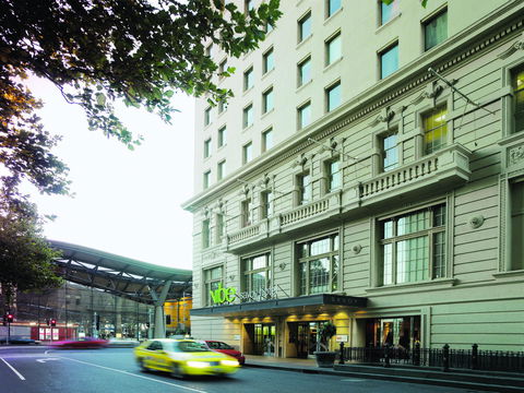 The Savoy Hotel On Little Collins Melbourne - Australian Directory 2