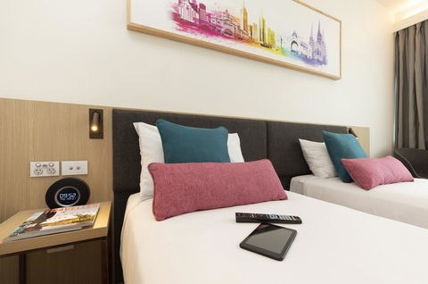 Ibis Melbourne Central - Australian Directory 7